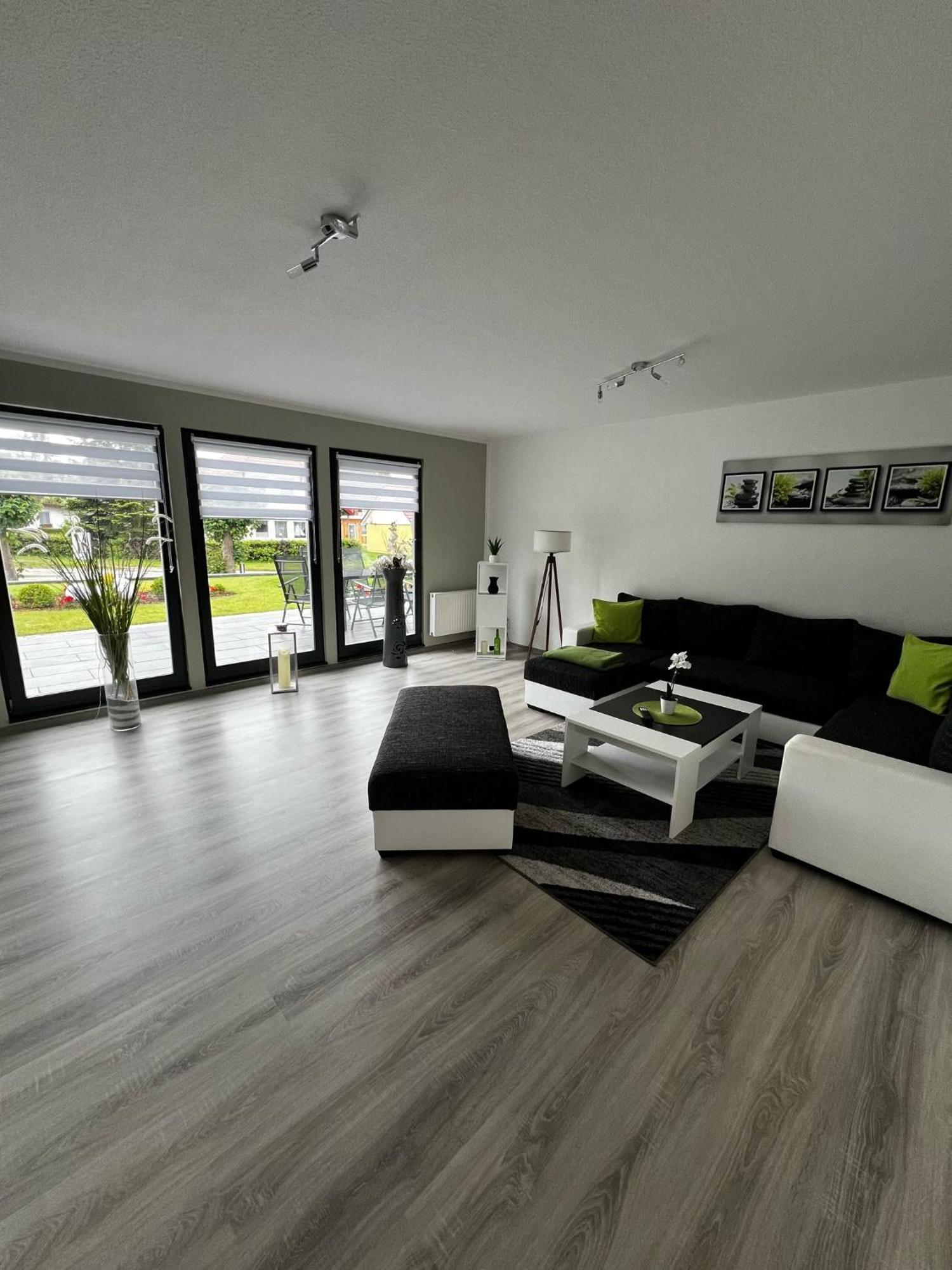 Haus Am Bodden Appartement Fuhlendorf  Buitenkant foto
