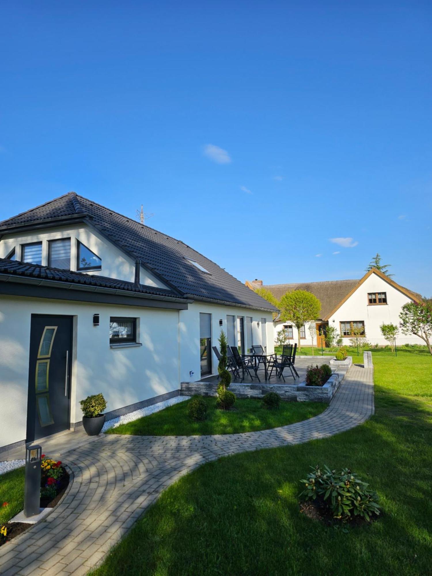 Haus Am Bodden Appartement Fuhlendorf  Buitenkant foto